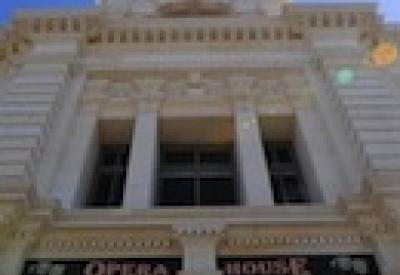 Oamaru Opera House <br>Photo by Razak Mohidin