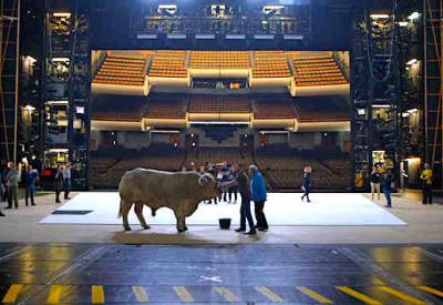 Still1_from_Paris_Opera_header.jpg