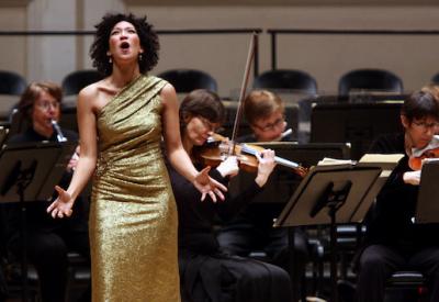Jullia_Bullock_header1.jpg