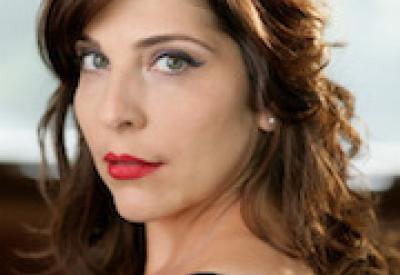 Eve Gigliotti performs in Opera Parallèle’s "The Little Prince"
