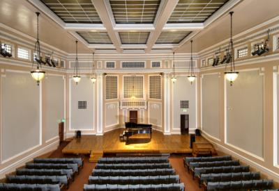 Trianontheatre.jpg