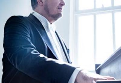 garrick_ohlsson_by_dario_acosta.jpg