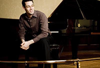 cal-performances-jonathan-biss-1-benjamin-ealovega.jpg