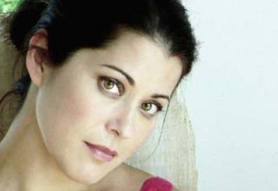 jennifer_frautschi_by_lisa-marie_mazzucco.jpg