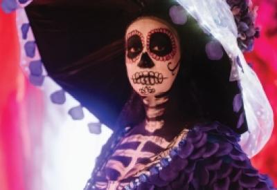 dia-de-los-muertos_woman-skull_nov2_davies-symphony-hall_1000x575.jpg