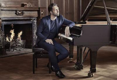 elegant-vienna_andsnes-sitting_nov22_sanfrancisco_1000x575.jpg