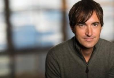 tchaik5-worlds-greatest-synth_masonbates_smirking_apr16_sanfrancisco_1000x575.jpg