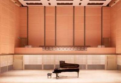 events_-_halls_-_carline_h._hume_concert_hall_02.jpg