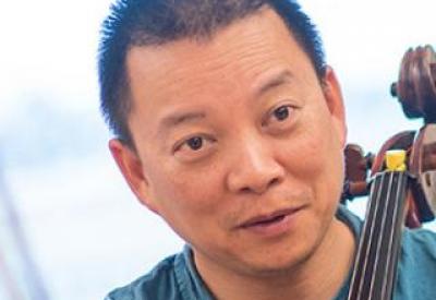 faculty_-_300px_-_amos_yang_01.jpg