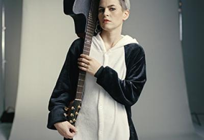 kaki_king_320.jpg