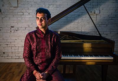 utsav_lal_1.jpg