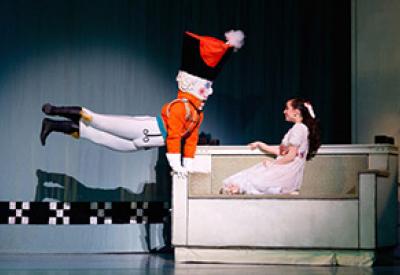 oaklandballet_graham-lustigs-the-nutcracker_1-768x511.jpg
