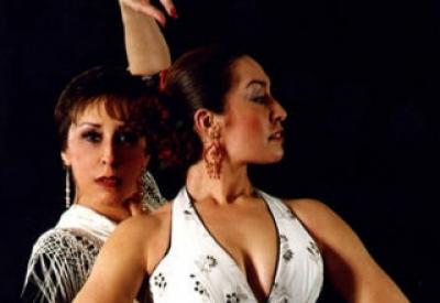 carolin_y_carole_5x_5_used_for_listing_long_1000.jpg