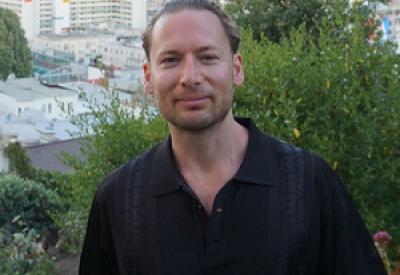 grant_levin_square.jpg