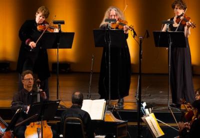 DawnHarmsTerriBauneLianaBerubeperformonViolinsofHope.jpg