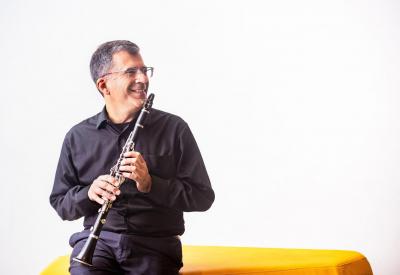 Left Coast's clarinetist Jerome Simas performs.