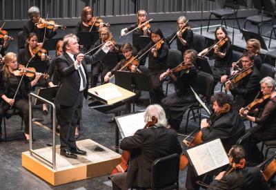 LACO Music Director Jaime Martin Conducts LACO