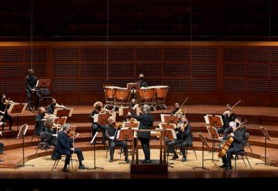 Music Director Esa-Pekka Salonen conducts the San Francisco Symphony | Credit: Stefan Cohen