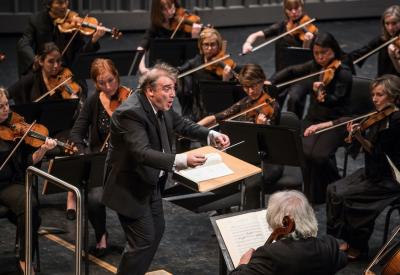 LACO Music Director Jaime Martin