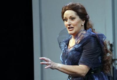 Carrie Hennessey in WEO's "Katya Kabanová"
