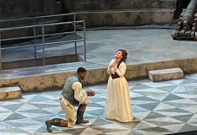 A proposal in SFO's "Tosca"