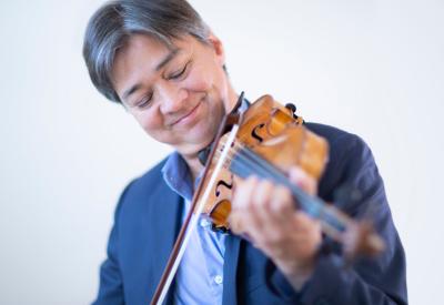 Ian Swenson playing Violin