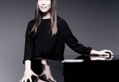 Brilliant South Korean pianist Yeol Eum Son returns to Bay Area, March 12