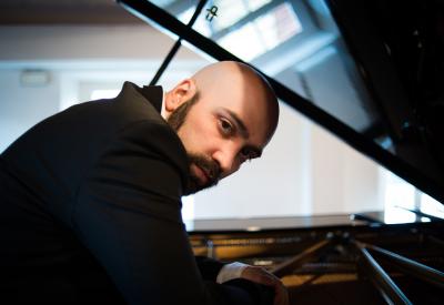 Alessandro Deljavan. Photo by Luca Centola 