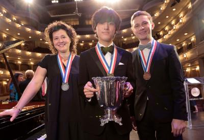 Anna Geniushene, Yunchan Lim, Dmytro Choni