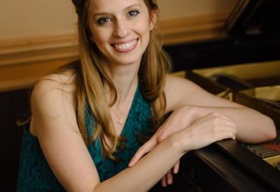 Pianist Elizabeth Dorman will perform Gerald Finzi’s "Eclogue for Piano and Strings," in California Symphony’s "All Things Strings” program, Nov. 5–6, 2022 at the Lesher Center for the Arts in Walnut Creek. Photo Credit: C.M. Howard