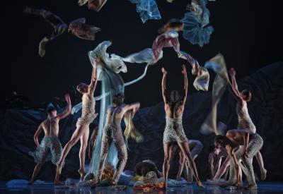 Along King LINES Ballet