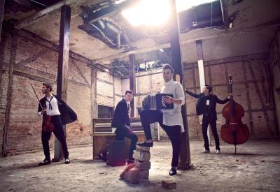 orchestra members of Bandonegro