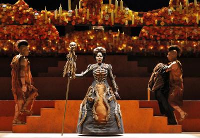 Ana María Martínez as Catrina