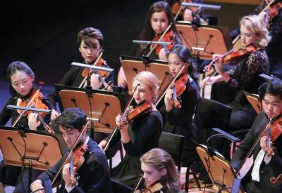 The Colburn Orchestra in performance.