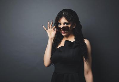 Alexa Anderson as Flora, photographer Valentina Sadiul