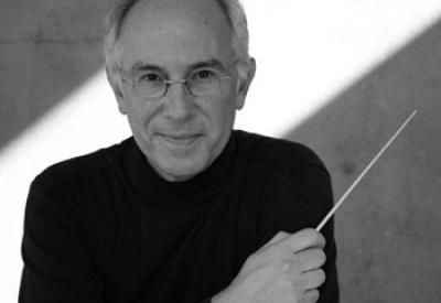 photo of Music Director Eric Hansen