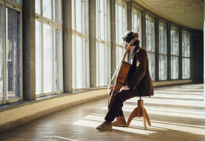 Anthony Albrecht plays solo cello at Mill Valley