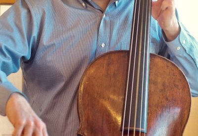 Guest soloist William Skeen, violoncello piccolo