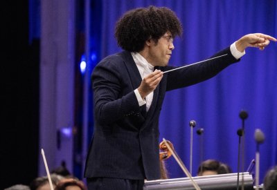 Rafael Payare conducts the LA Phil at the Hollywood Bowl