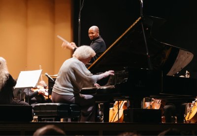 Oakland Symphony, Sara Davis Buechner