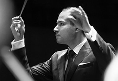 photo of conductor Fawzi Haimor