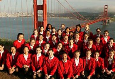 sfgirlschorus2_wide.jpg