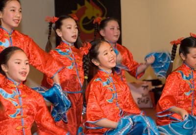 Chinese-New-Year-Celebration-Festival-Reception-Oliver-Theil_header.jpg