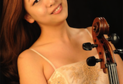 Menlo-cellist.png