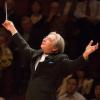 Michael Tilson Thomas conducts the San Francisco Symphony