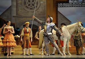 Jim Sohm as Don Quixote, Bonita DeRosa's "Estimation" as the horse Rocinante<br>Photo by Erik Tomasson Jim Sohm as Don Quixote, Bonita DeRosa's "Estimation" as the horse Rocinante Photo by Erik Tomasson