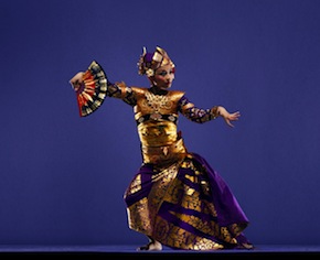 Nina Herlina, performing with Gamelan Sekar Jaya<br>Photo by RJ Muna Nina Herlina, performing with Gamelan Sekar Jaya