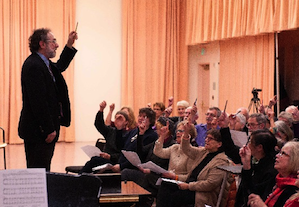 Conducting together Khuner