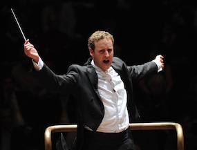 Michael Francis conducts Summer and the Symphony Michael Francis conducts Summer and the Symphony