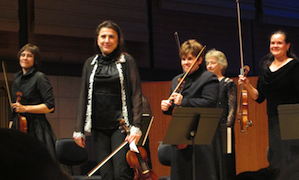 Nadja Salerno-Sonnenberg and New Century take bows at the gala after a rousing performance of Piazolla's "Primavera Porteña" <br>Photo by Janos Gereben Nadja Salerno-Sonnenberg and New Century take bows at the gala after a rousing performance of "Primavera Porteña" from Piazzolla's <em>Quatro Estaciones Porteñas</em> Photo by Janos Gereben